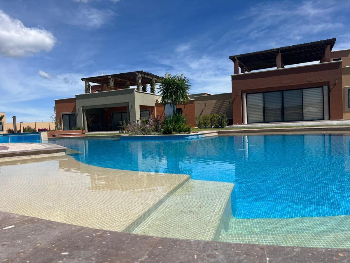 サン・ミゲル・デ・アジェンデ Casas Vacacionales El Deseo By Picsa Administracionヴィラ エクステリア 写真